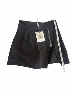 Black Mini varsity skort with Side Zip Detail medium